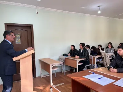  Korrupsiyaya qarşı mübarizənin gücləndirilməsinə həsr olunmuş xüsusi dərslər təşkil olunub